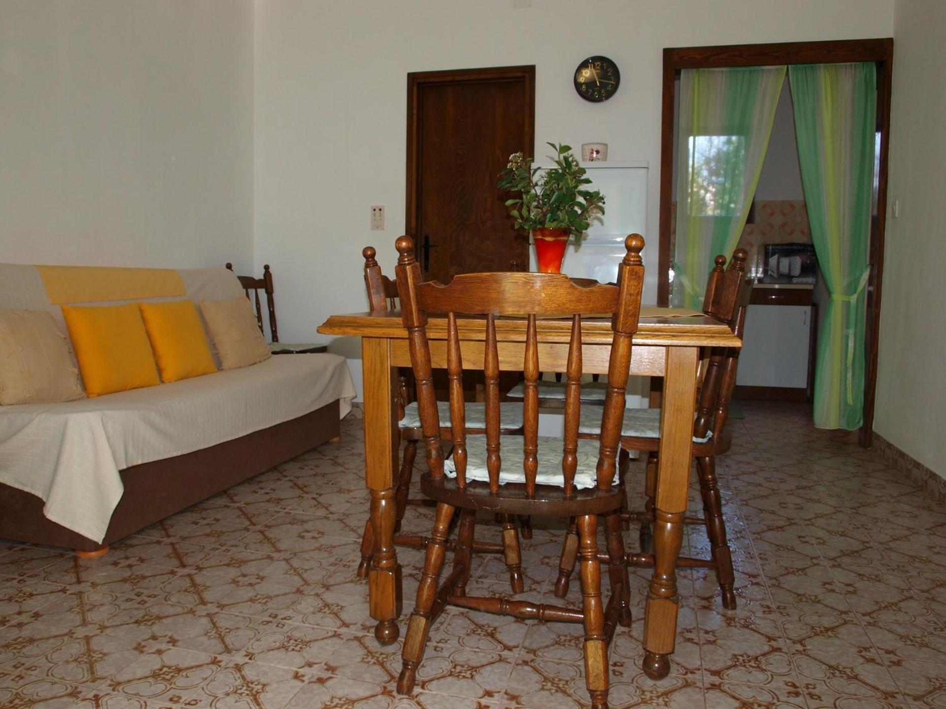 Apartments Mirja - 100M From The Beach & Parking Trogir Exterior photo